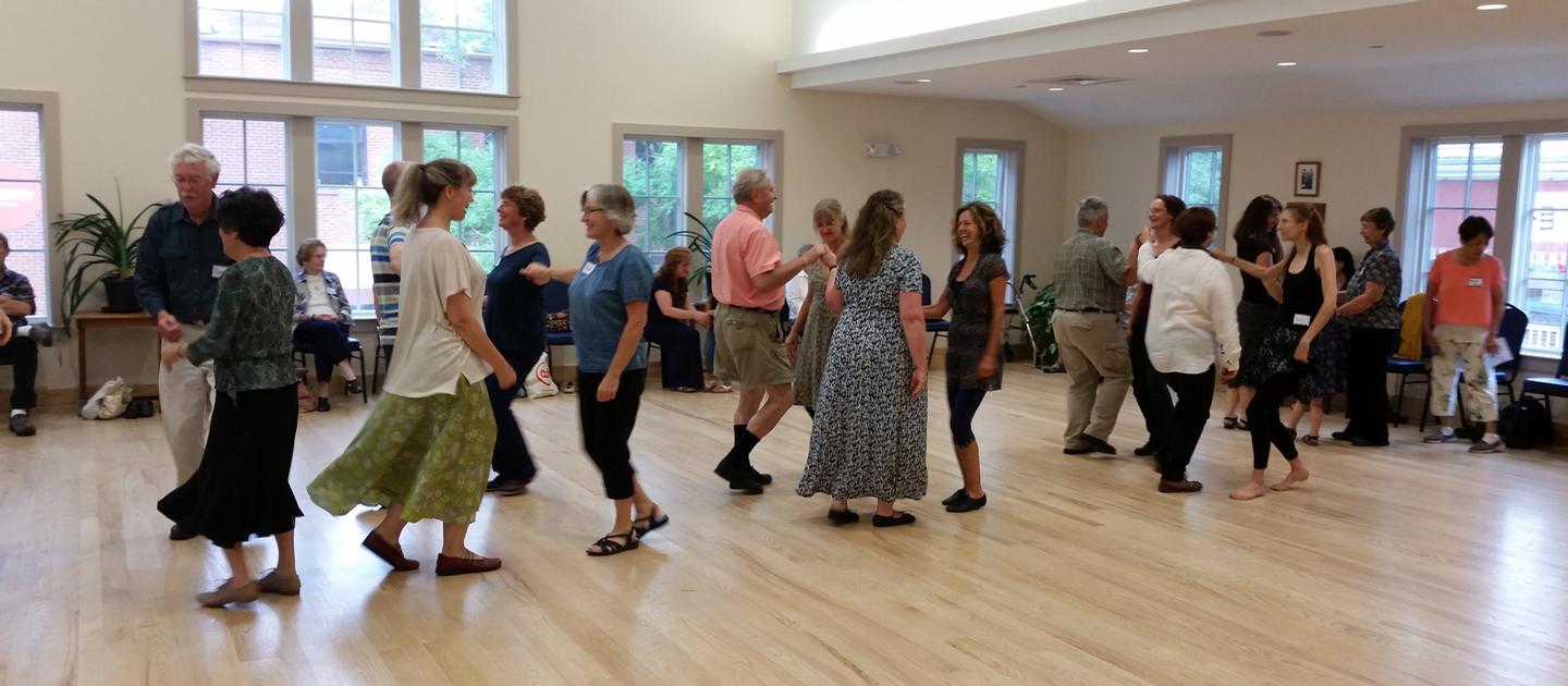 Céilí: Irish Group Dancing